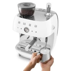 Smeg 50's Style Handmatige Espressomachine 2,4 Liter Wit -Keuken Koopjes egf03wheu 4
