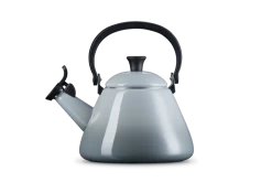 Le Creuset Kone Fluitketel 1,6 Liter Staal Mist Grey -Keuken Koopjes lc 20201215 zs ps fs 40101025410000 003